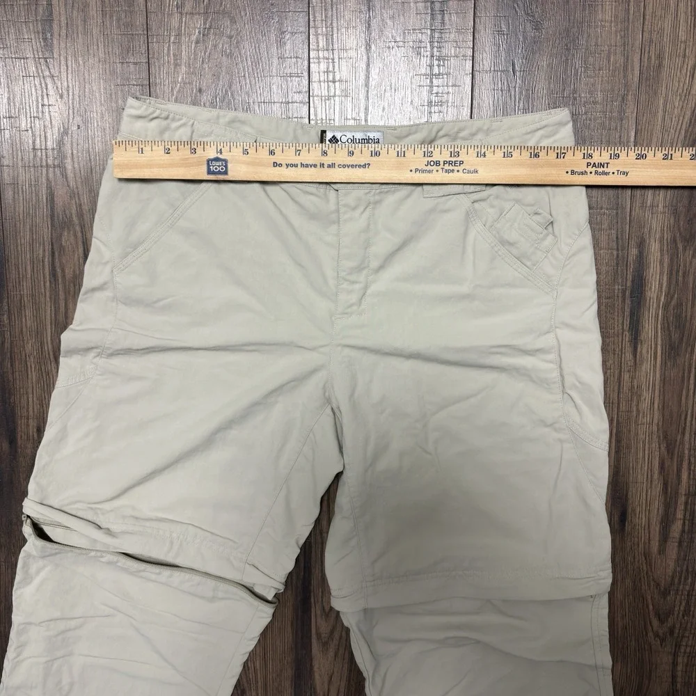 COLUMBIA TITANIUM Women's Zip Off Size 12 Packable Nylon Khaki Hiking Pants - Picture 5 of 8